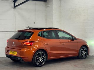 /photos/13215/6f10616e-a59c-42ca-9996-e45046ce326d_i320x240.jpg